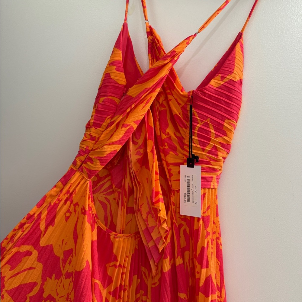 Astr Red and Orange Floral Midi Dress - Picture 4 of 8